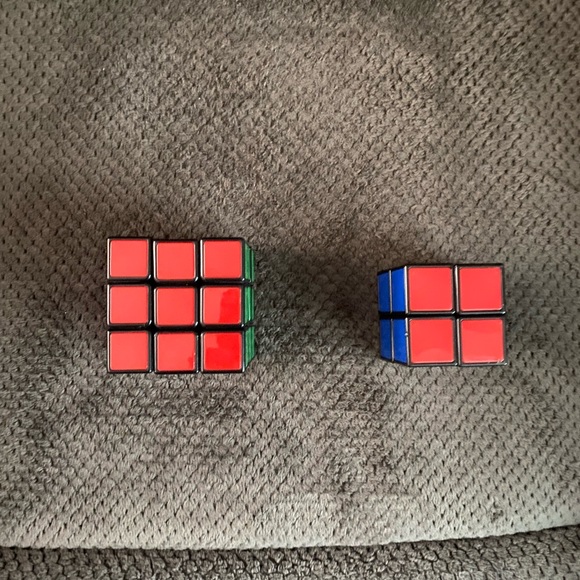 Rubik’s Cube 3x3 + 2x2 - Picture 3 of 7